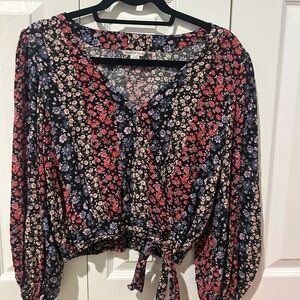 American Eagle Outfitters Red and Blue Tie Front Blouse 3/4 Sleeve